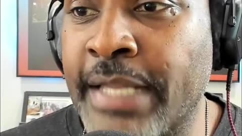 Sports Media Bias: Don't Let Them Control Your Opinion!