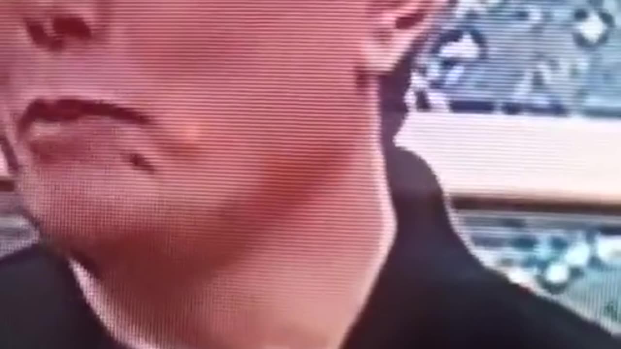 Check out the neck on Musk... WTF is this?