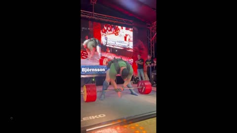 Holy Cow: Hafthor Bjornsson, deadlifts all-time World Record 1113lbs