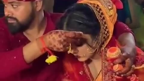 Amazing: Sindoor daan ❤️ #wedding #bridalmoments #viral #hindisong #rituals #you
