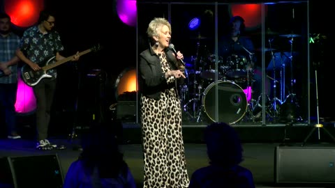 Wellspring Church "Everyone is Pressing In" with Pastor David Hogan
