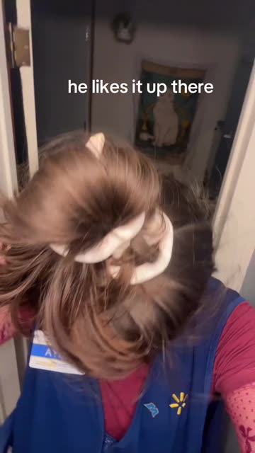 Snake Becomes My Scrunchie