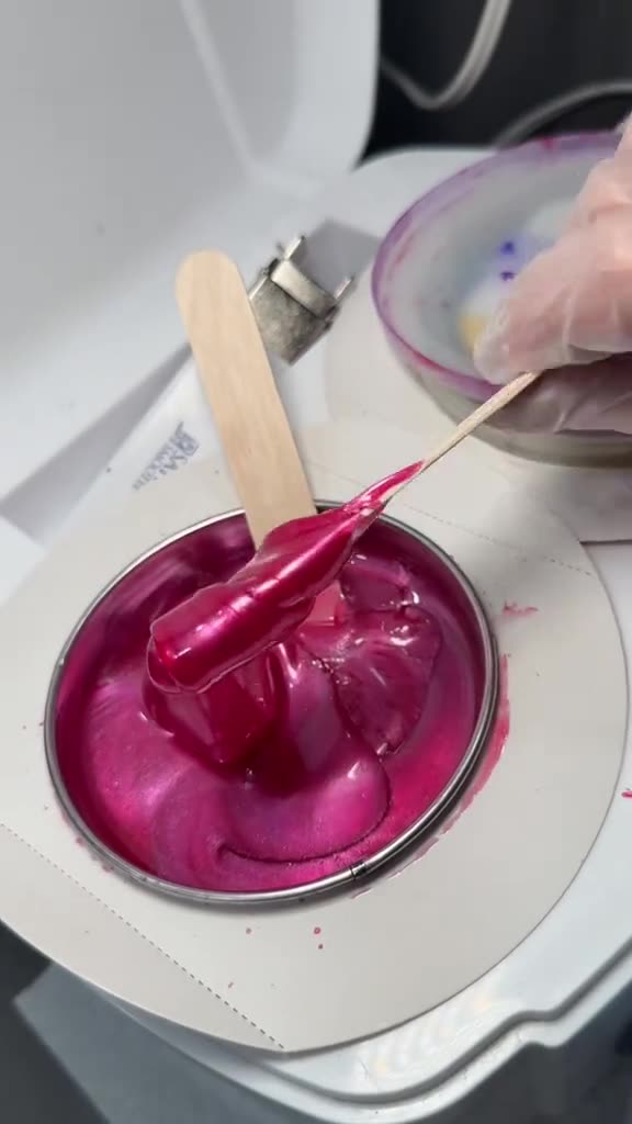 Watch Underarm Waxing Using Cherry Desire Hard Wax by @ellieecavin | Gentle, Fast & Effective! 🔥