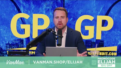 Trump BLASTS Russia-Ukraine Strikes, Burns ‘FAKE NEWS’ Reporter in Epic Rant! | Elijah Schaffer