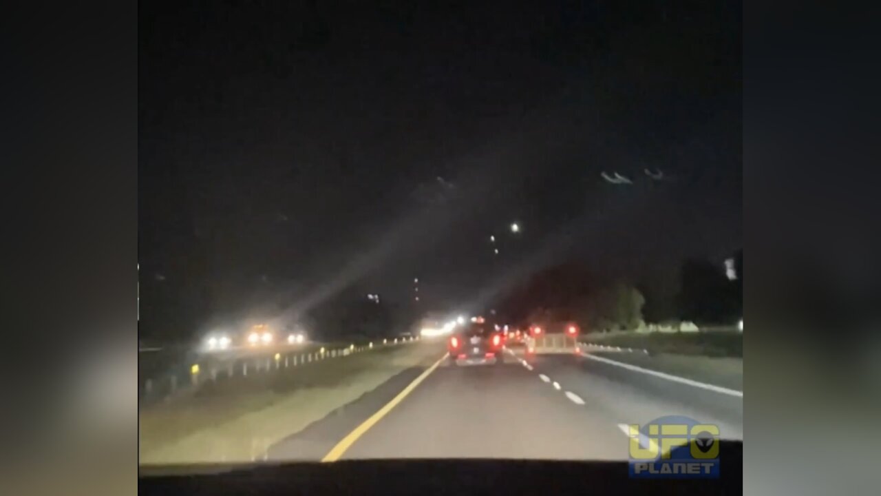 Three Objects Videotaped over South Carolina