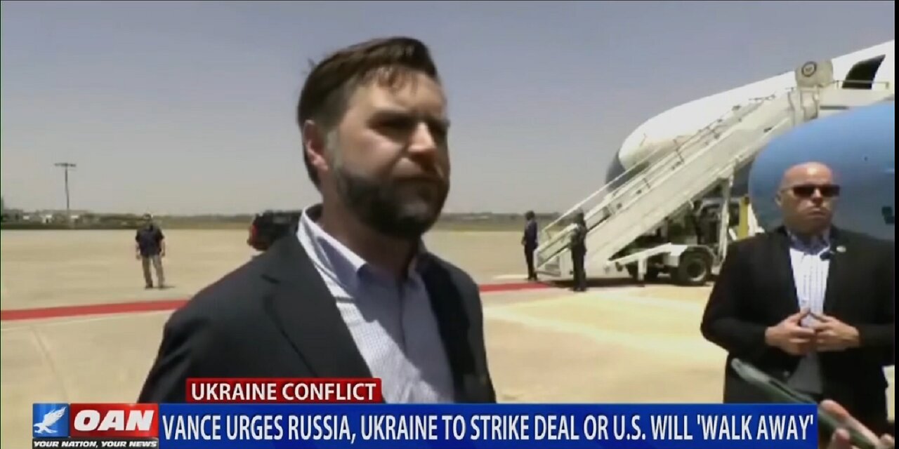 VANCE URGES UKRAINE, RUSSIA TO MAKE A DEAL