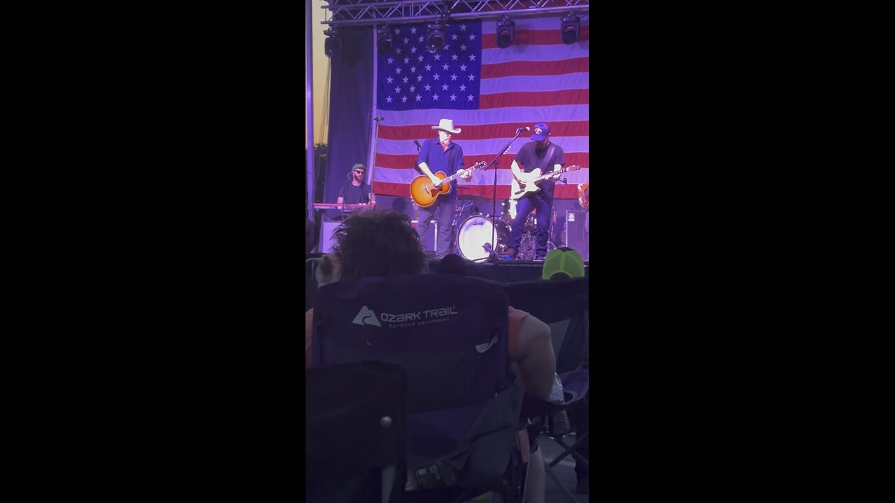 Pat Green- Three Days live-Paris TX