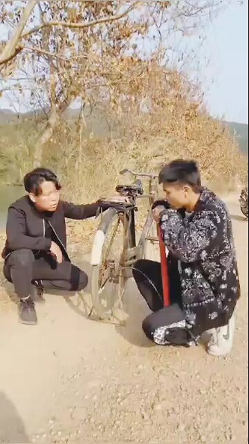 two brother fall in love