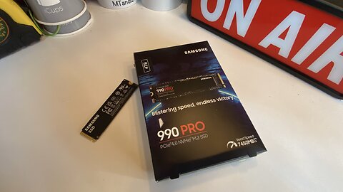 Samsung - 990 PRO 4TB Internal SSD PCle Gen 4x4 NVMe Model: MZ-V9P4T0B/AM SKU: 6559270