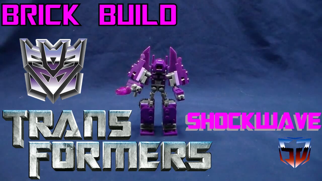 kreo figures and lego minifigure