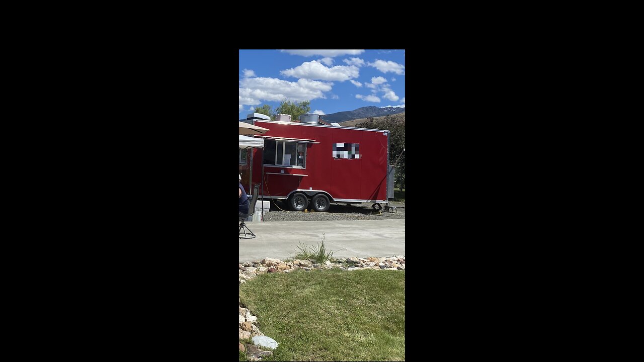 Fully Equipped 2024 Kitchen Food Concession Trailer with Pro-Fire System for Sale in Oregon!