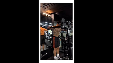 Build big Shoulder