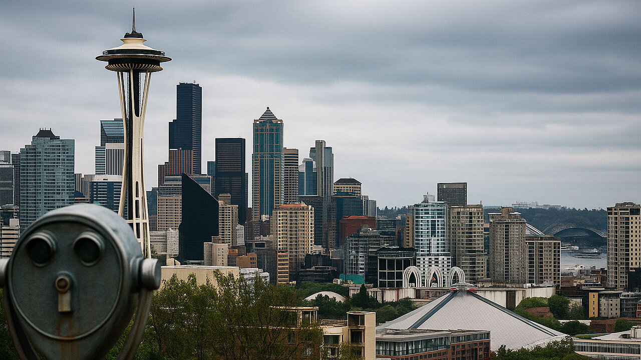 Seattle Tourism Crisis 2025: Why Visitors Are Vanishing