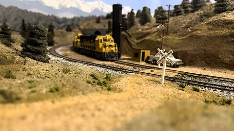 Watching Trains Episode 14 - Manned Helpers on Raton