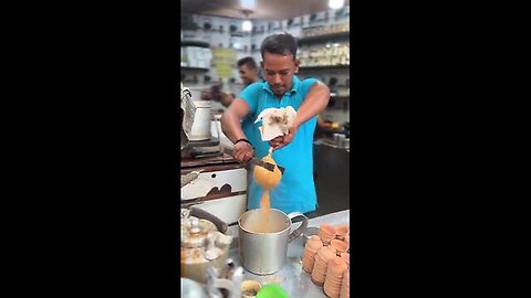 Fastest_Chai_Making_of_Kolkata_5_Minutes_mai_60__Cup_s_Selling😱___#indianstreetfood_#kolkata