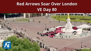 Red Arrows Fly Over London in Parade for 80th VE Day Anniversary | World War II | AT World News
