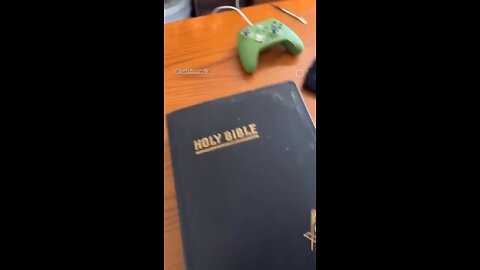 🔥 A Freemasonry Bible from 1955 says the Earth is a Plane Disk?