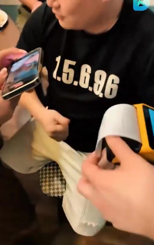 DIGITAL BOT AI CRYPTO PROFITS CONNECTED TO CRYPTO MASTER CARD WORKS WORLDWIDE - TOP TEAM ROB BUSER