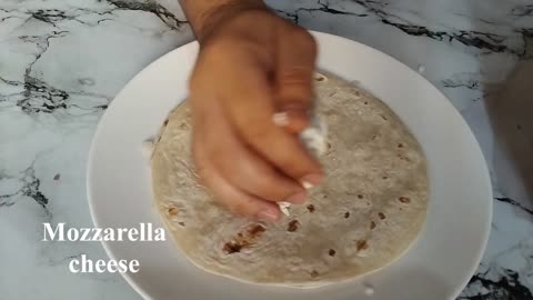 Crispy Beef & Cheese Tortilla Melt – Easy and Irresistible!