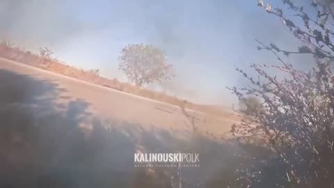 🎥🛡️ Ukraine Russia War | Belarusian Fighter's GoPro Captures Russian Drone Strikes on Humvee | RCF