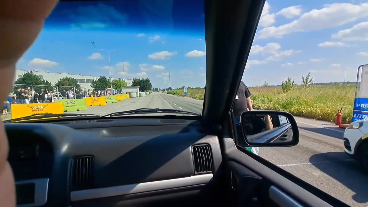 V8 5.9 Grand Cherokee zj MODDED VS Turbo tuned Abarth fiat punto #grandcherokee