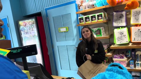 MACVENTURES & WE WENT TO SESAME PLACE (1080p)
