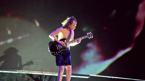 Let There Be Rock - AC⚡DC (live)
