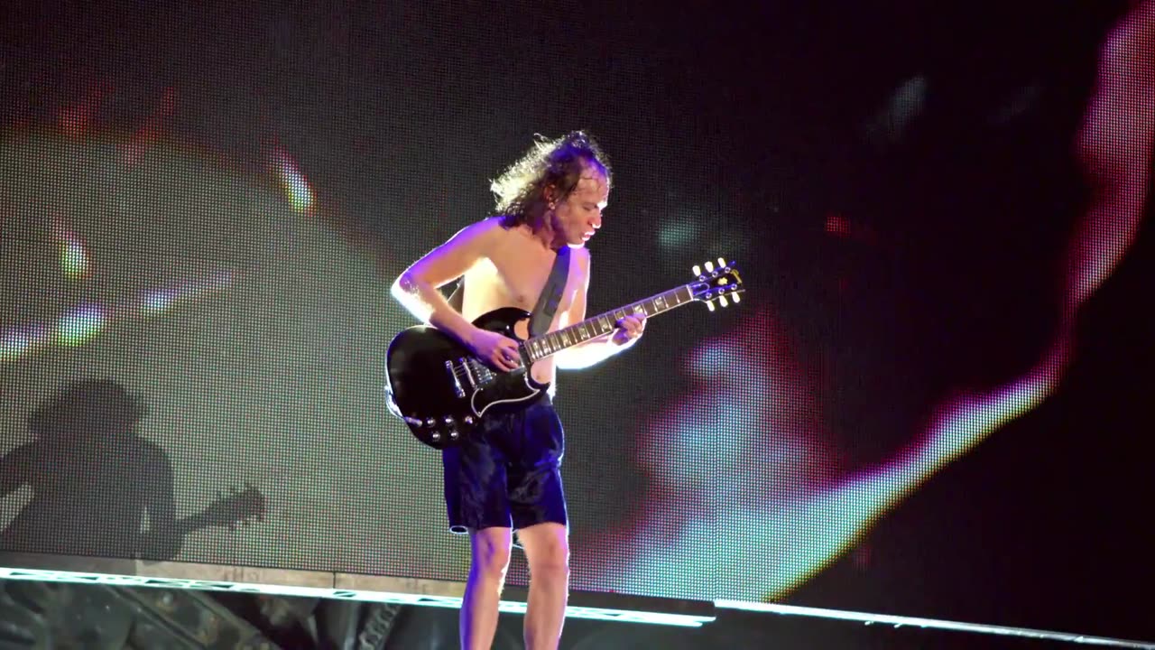 Let There Be Rock - AC⚡DC (live)
