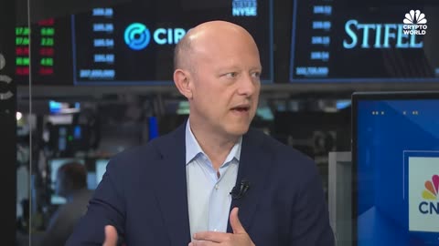 A fresh high of $123,000 is reached by Bitcoin as 'Crypto Week' begins.