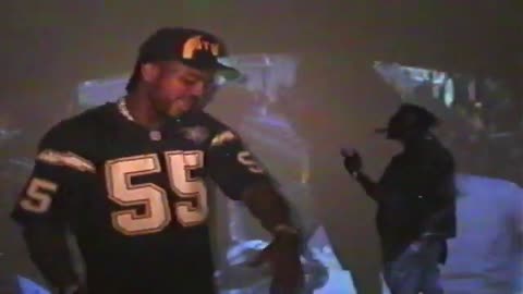 Dave East & Young Chris - I Smell the Money (Official Video)