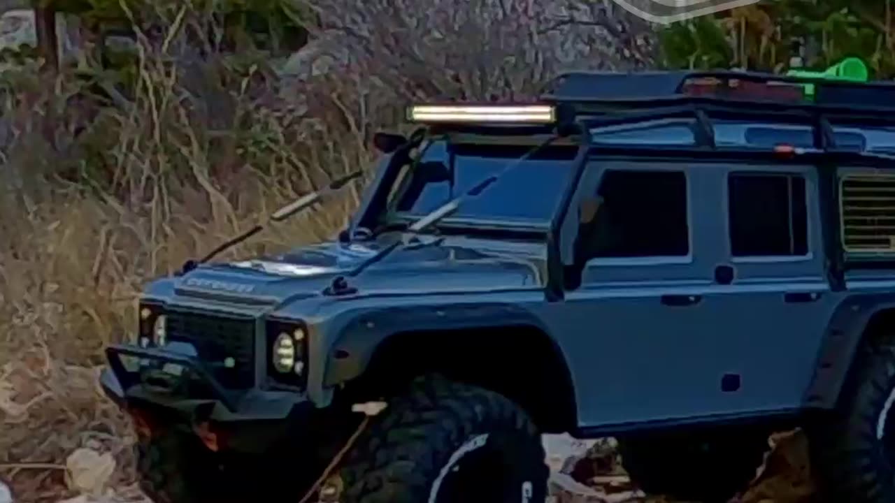 Get out! Go CRAWL! Have FUN! 😎Traxxas TRX4 Defender🔥