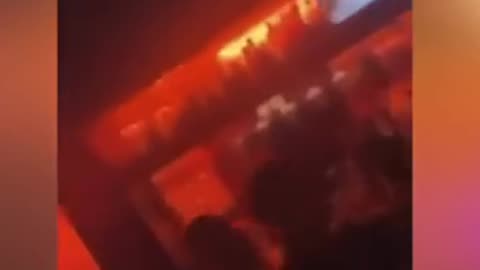 Longer footage of the Swiss ski resort fire