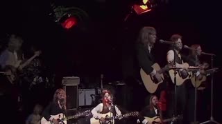 “A Horse With No Name” - America 1972