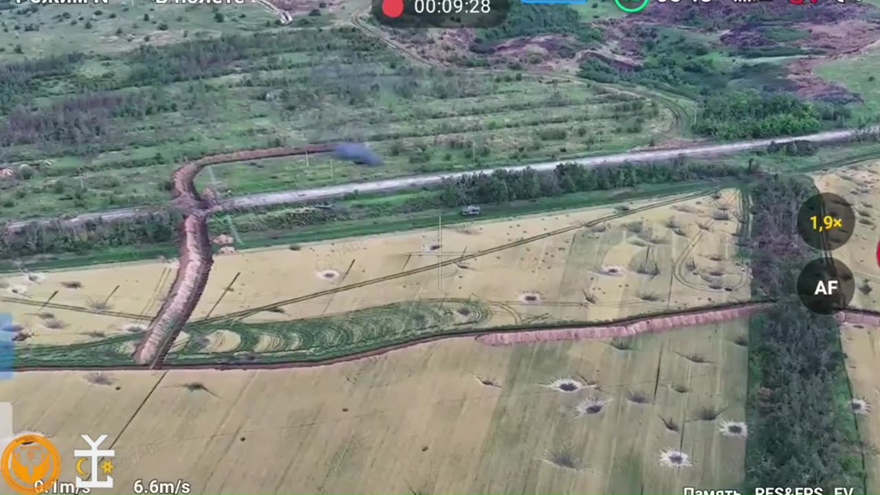 Russians Taking Incredible Losses When Massive Armored Column Becomes Separated and Destroyed