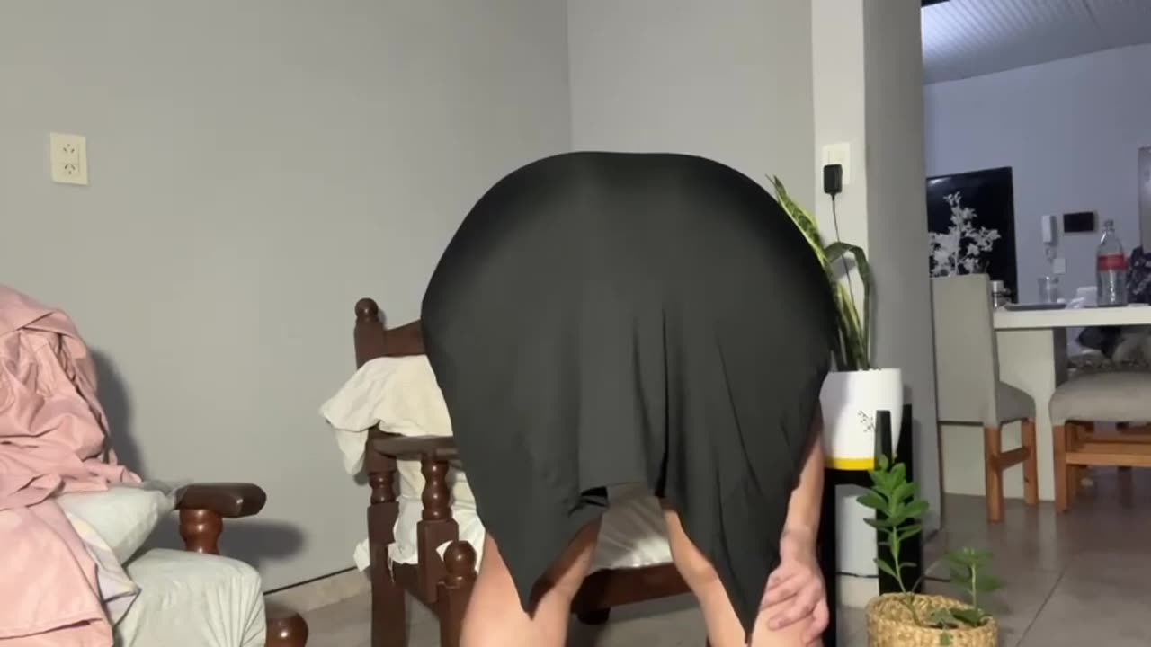 9. Elisa_s Farts Are Mind-Blowing 💥 “WARNING: Wettest Fart Ever Caught on Camera 💨💦