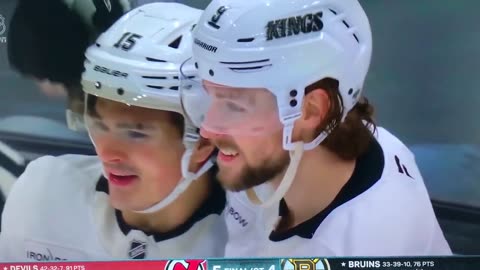 Kings RW #9 Adrian Kempe 🥅(35)🏒Wrist-Shot Goal