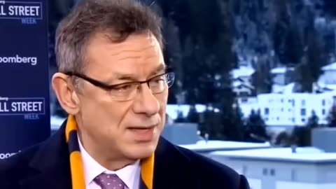 Директор фајзера стављамо чипове у лекове и знамо кад сте прогутали таблету!!!