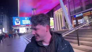 NYC voter in a “HOT GIRLS FOR MAMDANI” shirt admits she does NOT know his policies