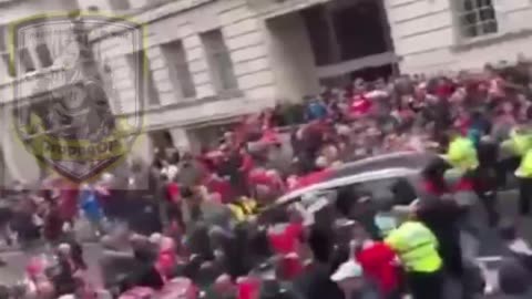 💥⚠️ Warnung – Schock-Bilder: Menschen fliegen durch die Luft, werden überfahren