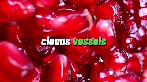 THE MANY BENEFITS OF THE SUPERFOOD POMEGRANATES