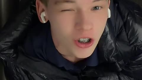 Mishana Vernoe at lift vibe