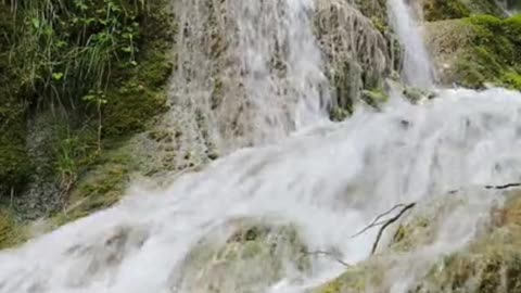 Aşkı bilmiyen yüreklere ibret olsun.1.bölüm