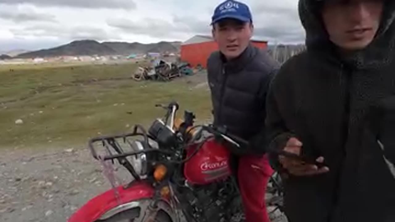 GPS Failed in Mongolia! My Navigation Nightmare in the Land of No Roads 🛑🗺️"