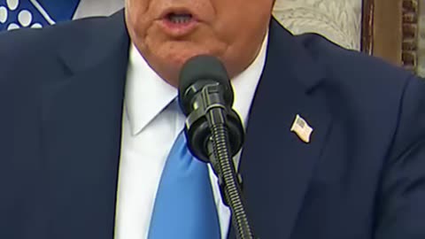 Trump defines what a Woman is .. do you agree?? #presidenttrump #trump #shorts #viral