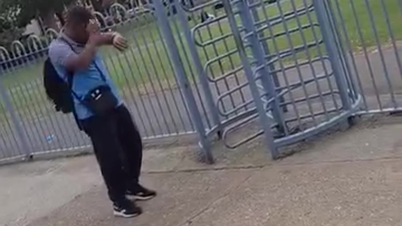 Pedo in park fine