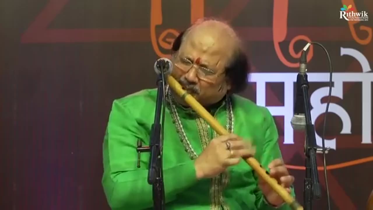 RONU MAJUMDAR---RAGA ABHOGI KANADA