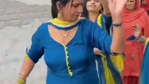 Punjab Women Dancing Fantastic in Circle 😍