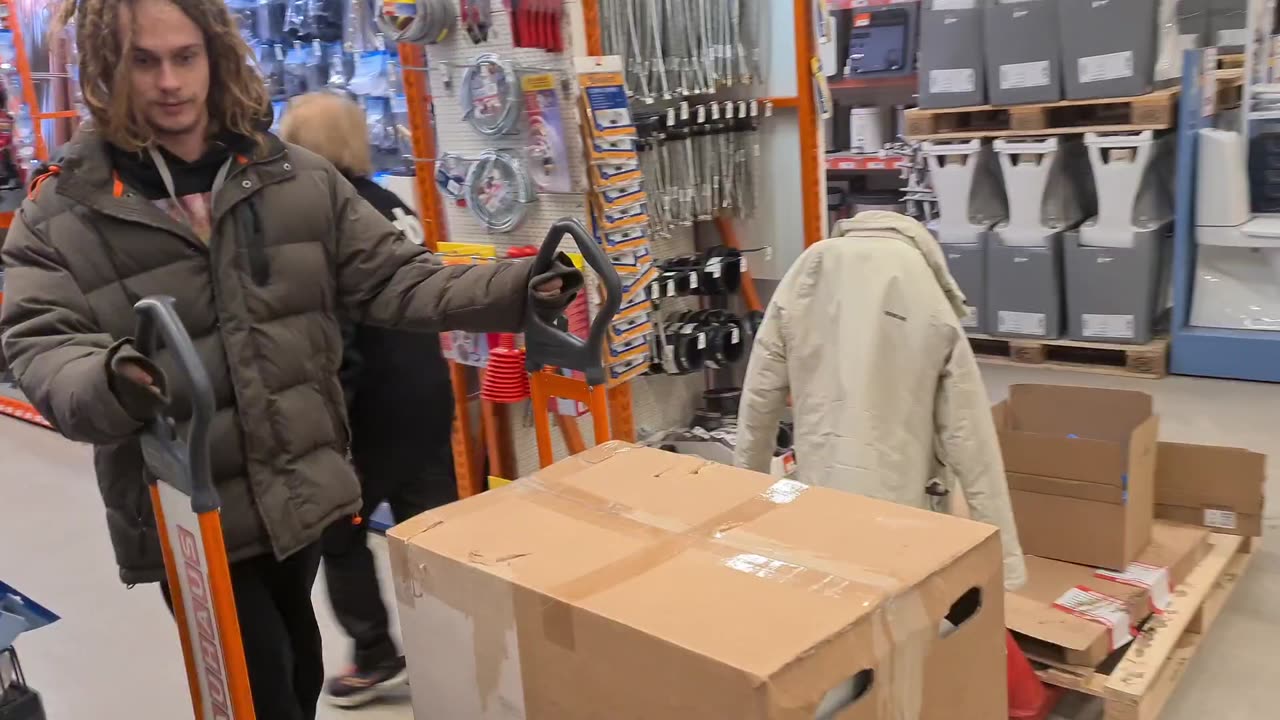 Shopping for a toilet 🚽