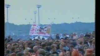 Guns N' Roses - It's Allright = Black Sabbath Rare Cover Live 1992 Paris