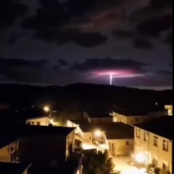 Unusual Lightning Bolt In Peru Seen On May 2025